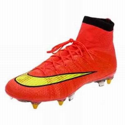 chaussure de foot nike jaune fluo