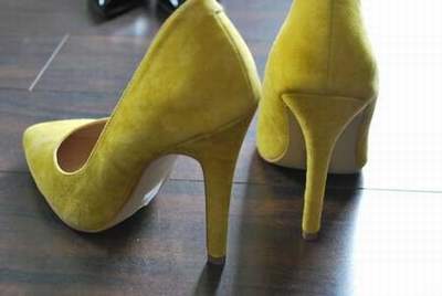 chaussure talon jaune